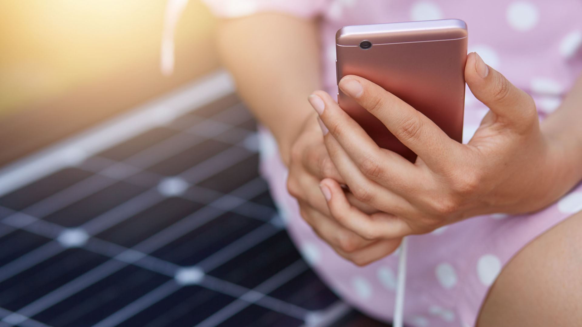 Как да Работим с DTU Устройство за Соларни Системи